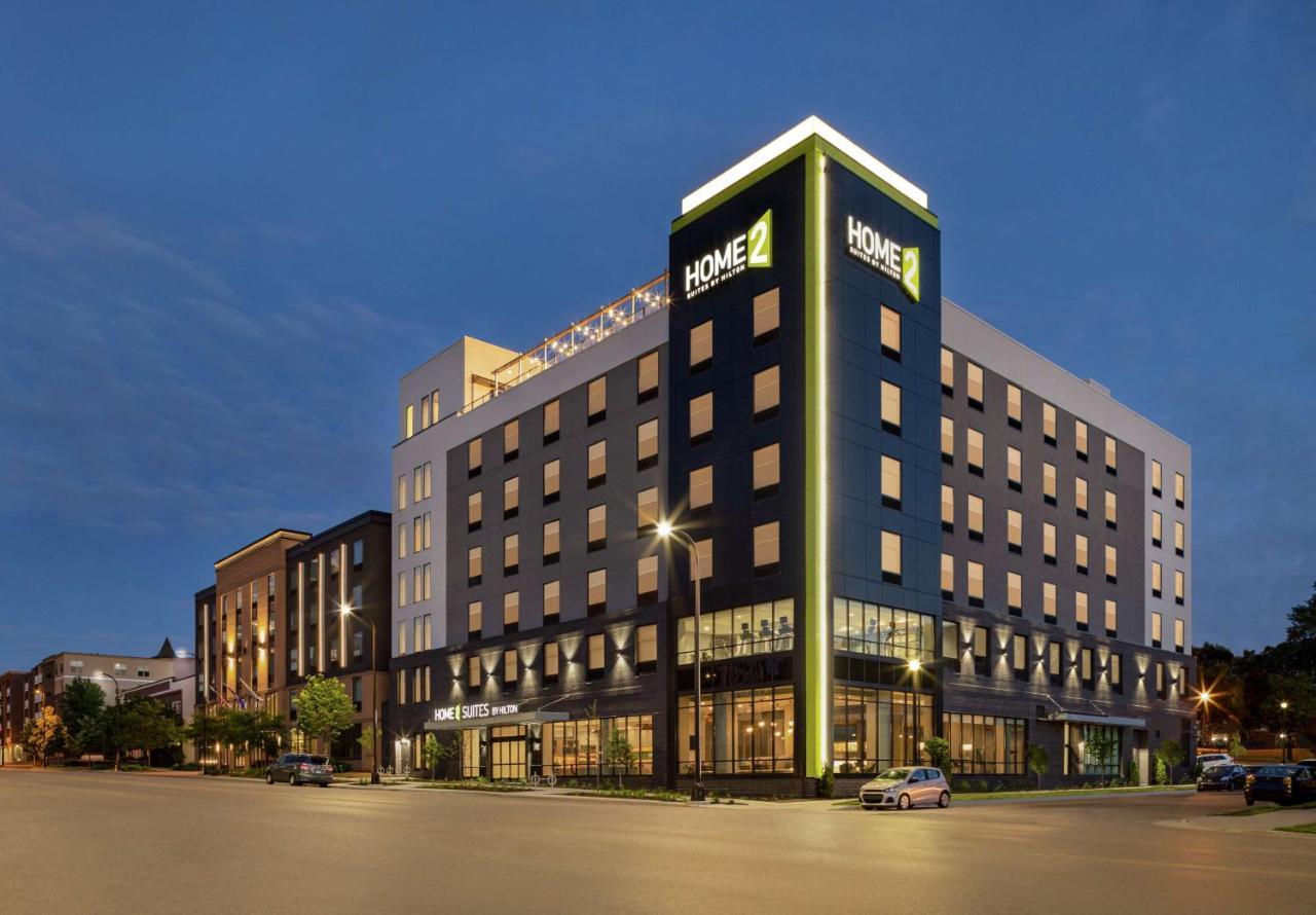 Home2 Suites By Hilton Minneapolis University Area Eksteriør billede