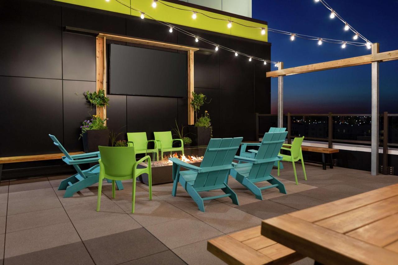 Home2 Suites By Hilton Minneapolis University Area Eksteriør billede